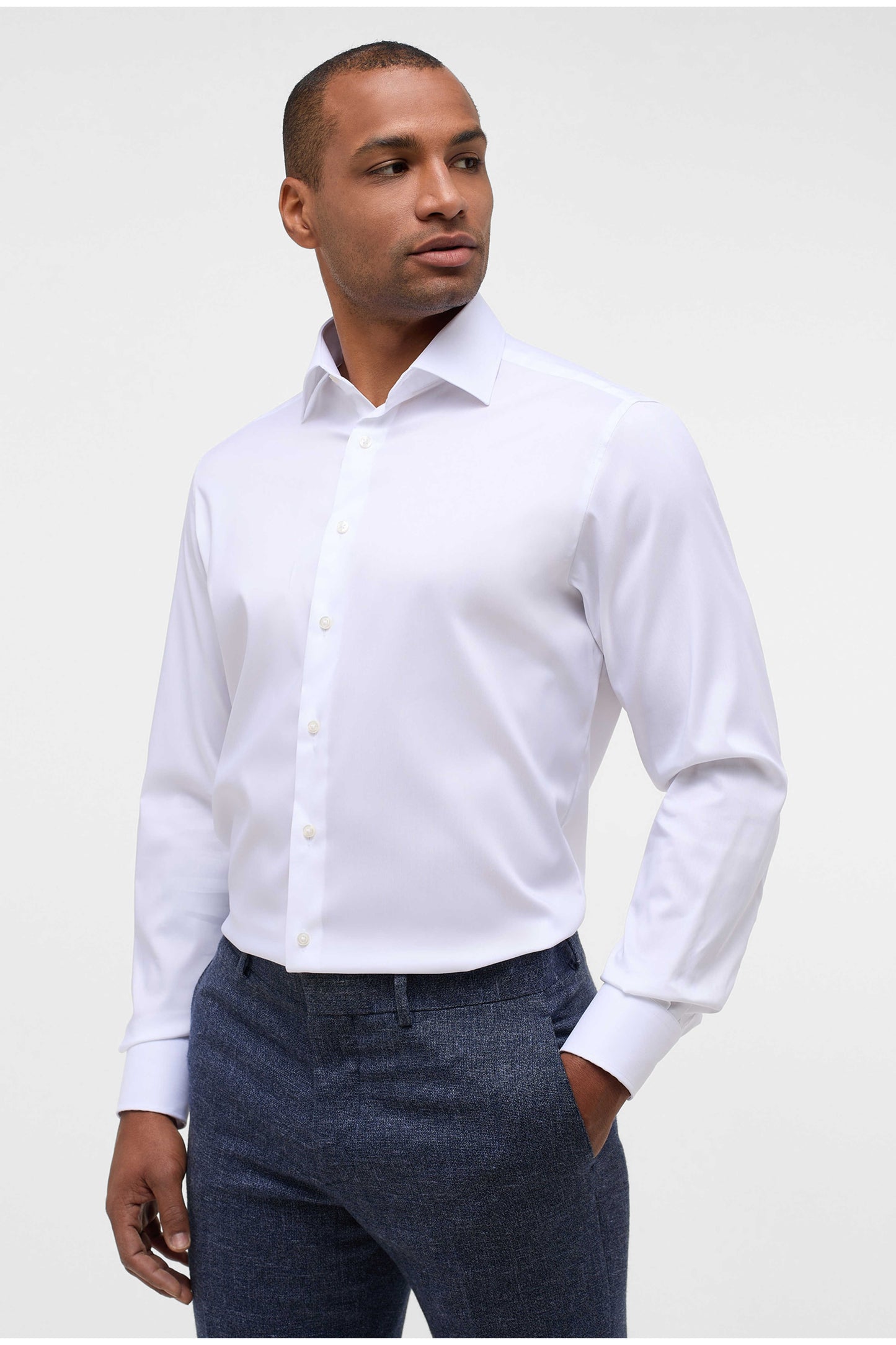 Eterna Modern Fit Performance Shirt