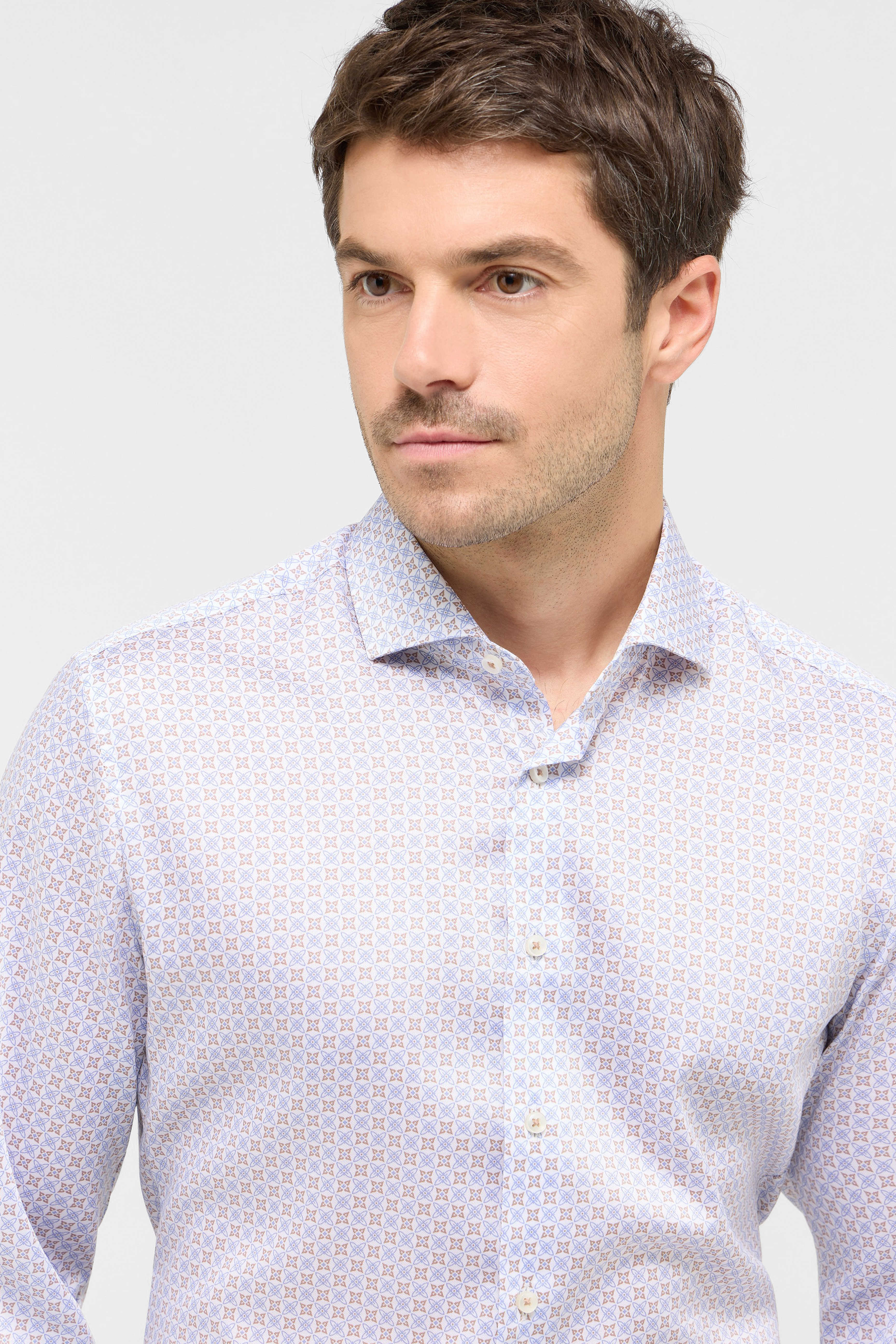 Eterna Modern Fit Performance Shirt