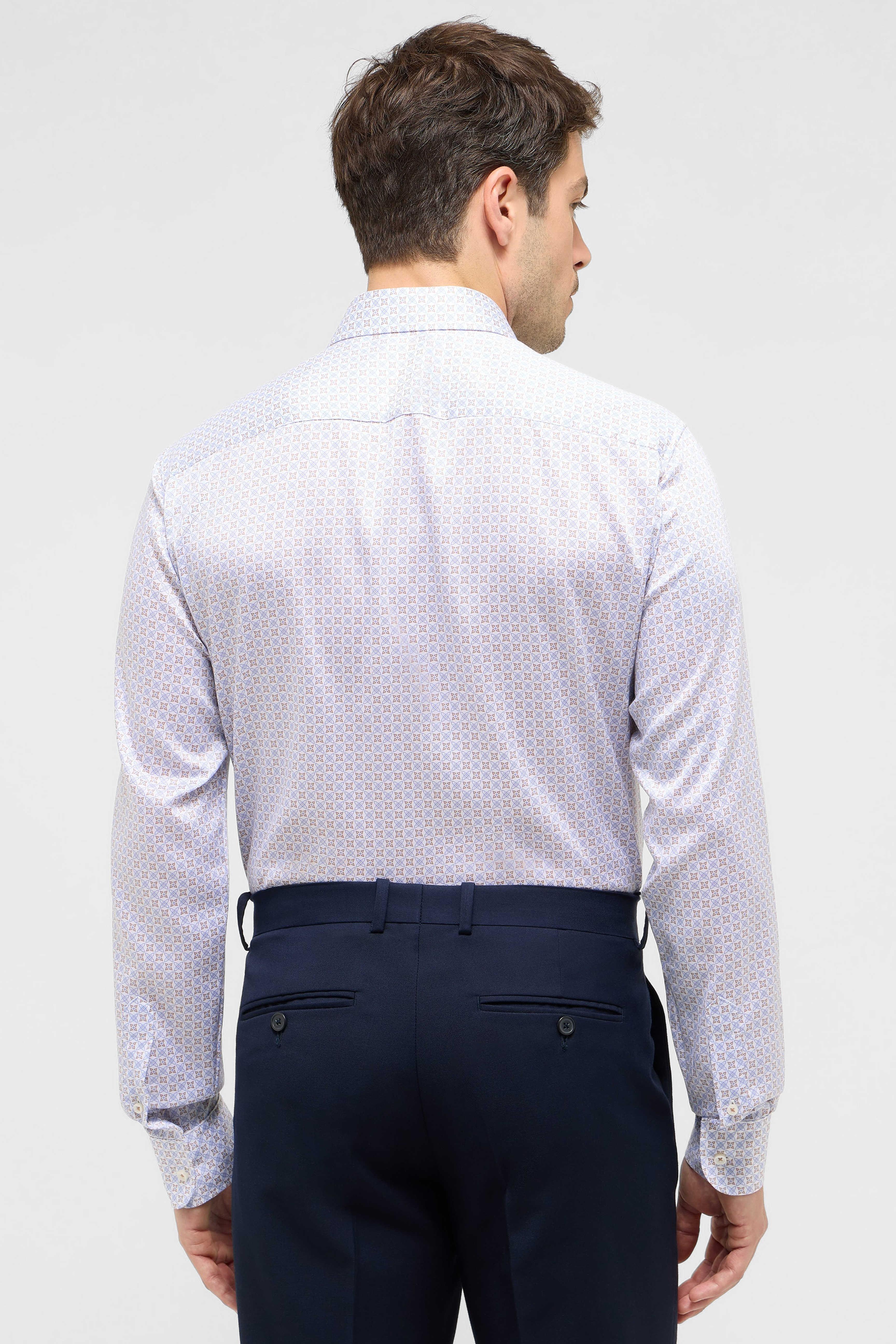 Eterna Modern Fit Performance Shirt